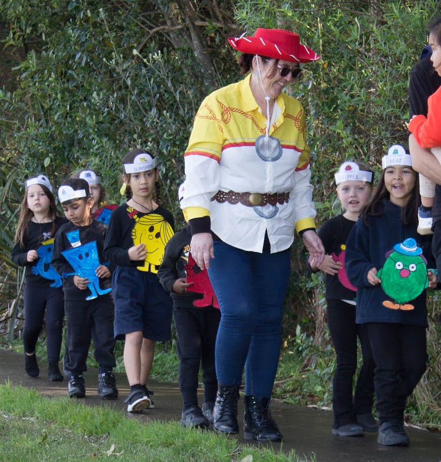 Book Parade-40 Book Parade-40